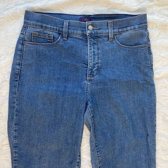 NYDJ Lift & Tuck Sparkle Hem Cropped High Waist Capri - Women’s 8 - Picture 6 of 10